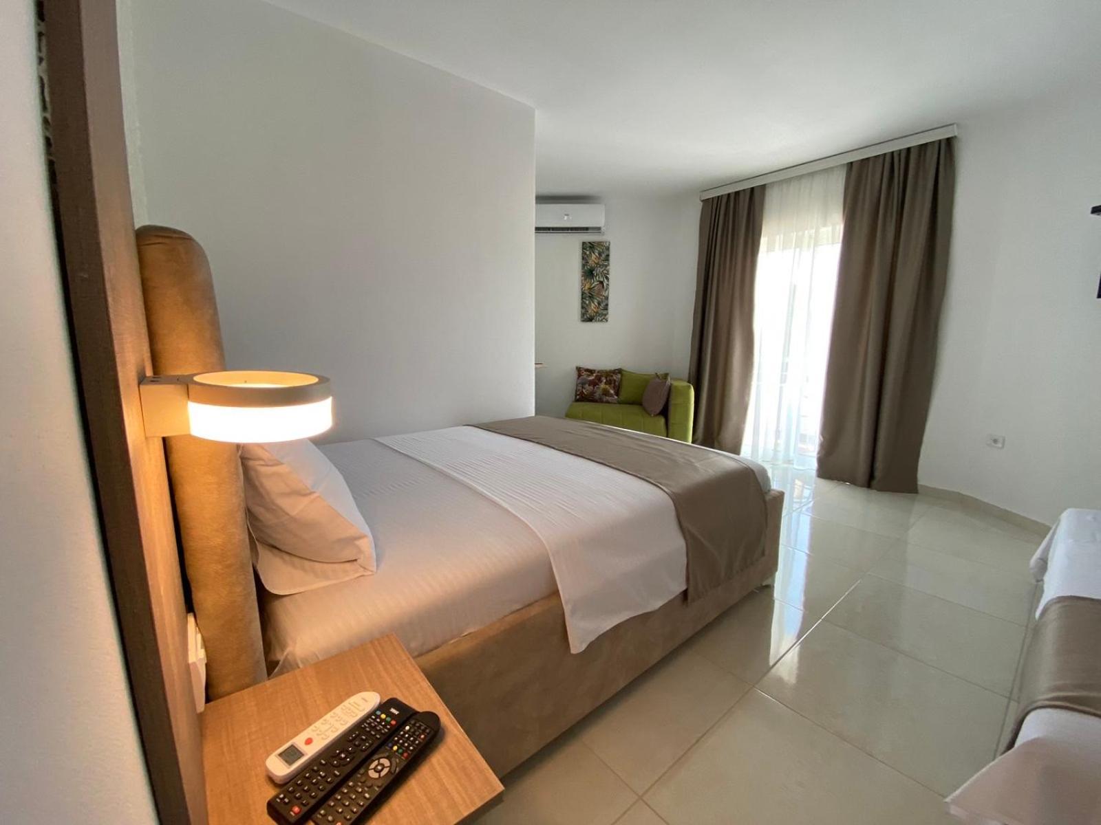 Apartments Vila Sara M ウルツィニ 部屋 写真