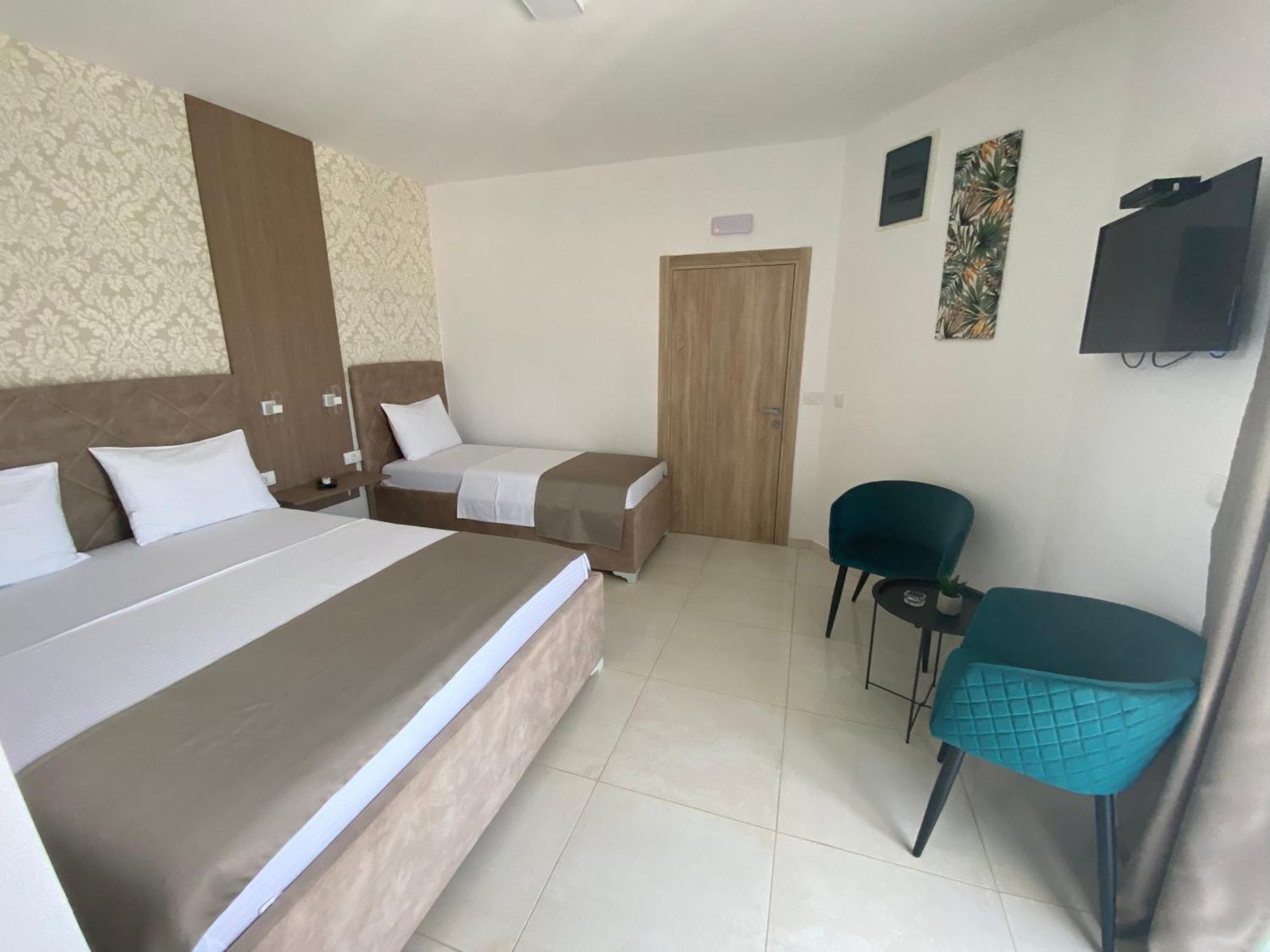 Apartments Vila Sara M ウルツィニ エクステリア 写真