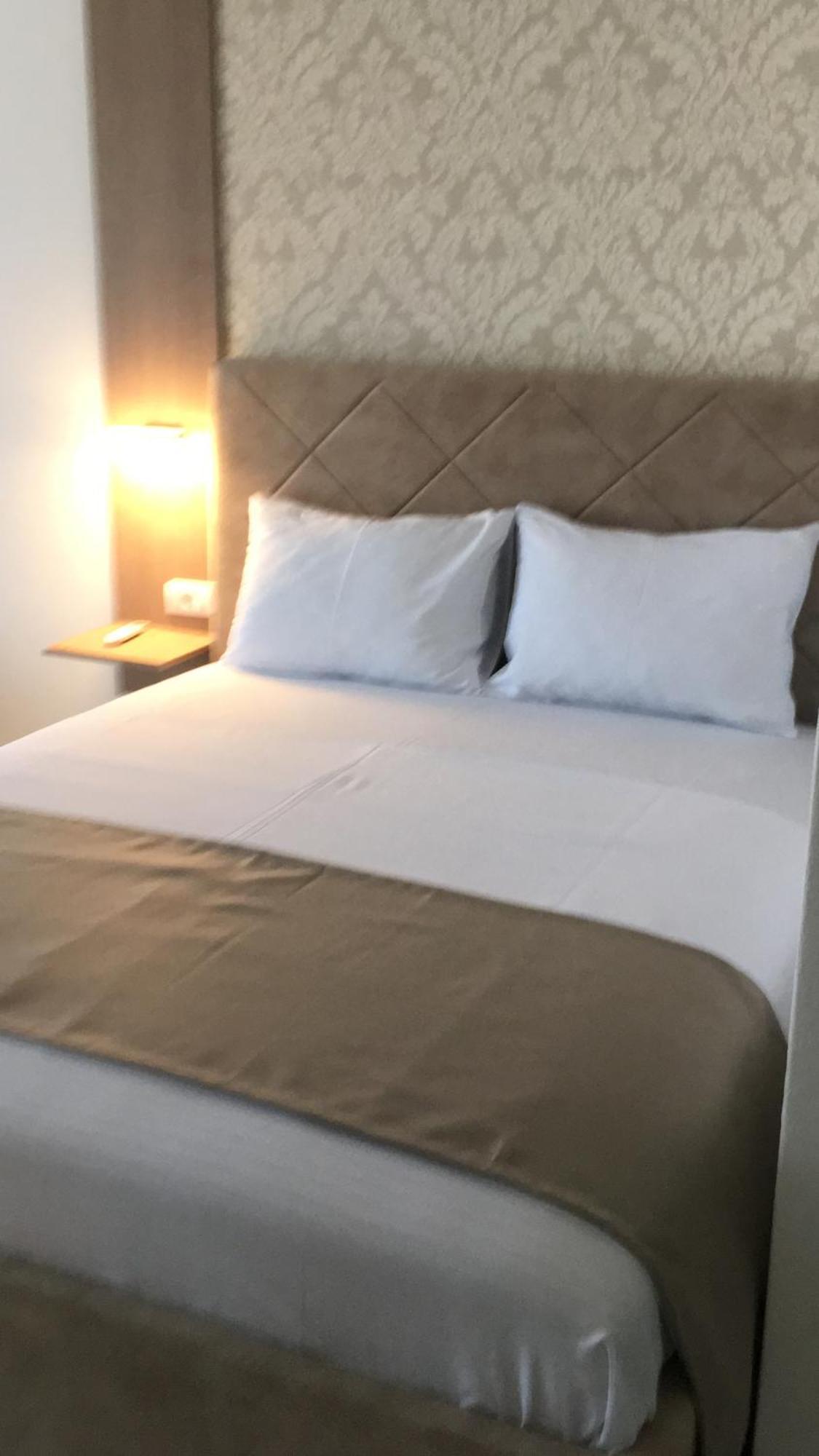 Apartments Vila Sara M ウルツィニ 部屋 写真