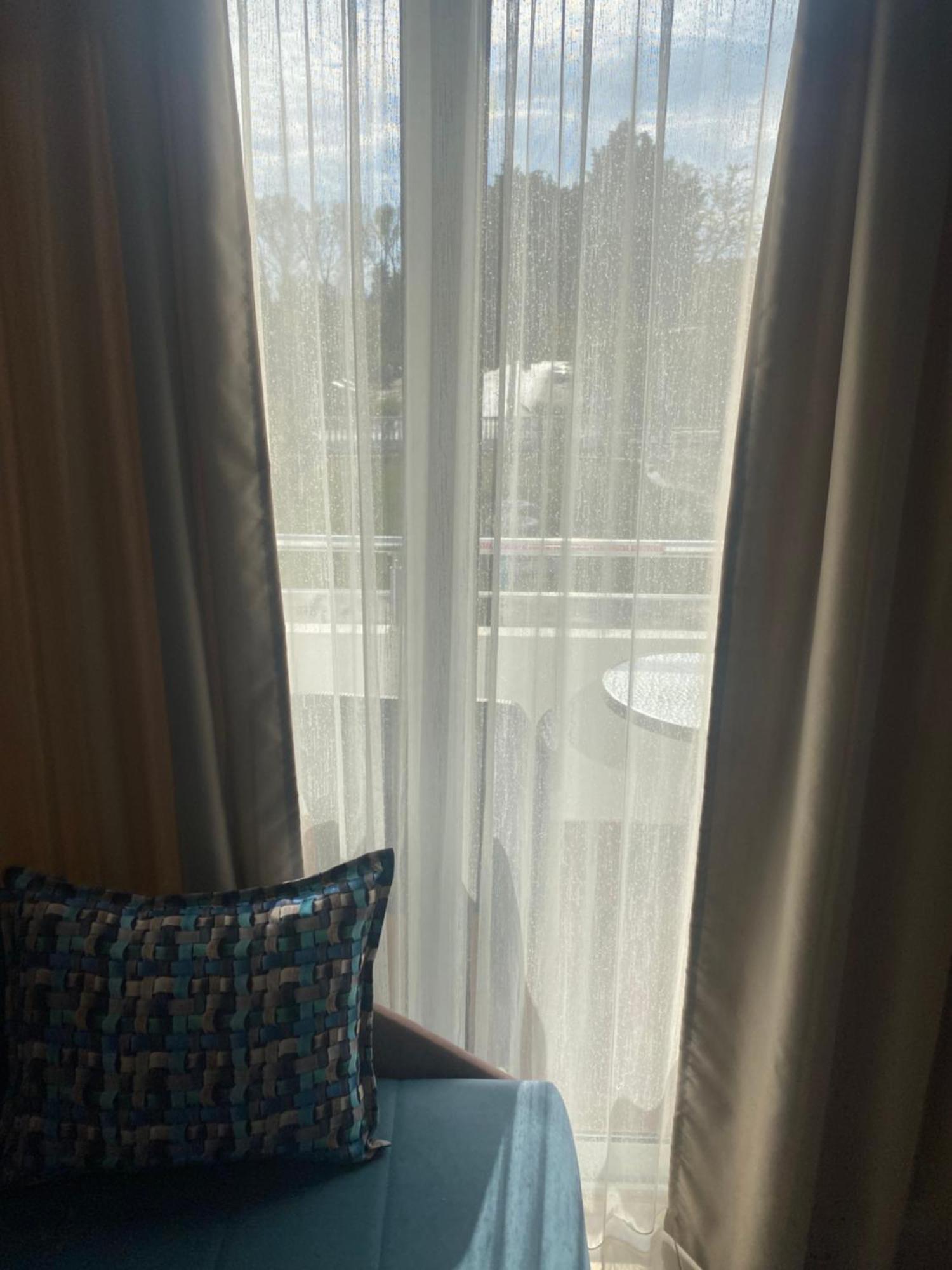 Apartments Vila Sara M ウルツィニ エクステリア 写真